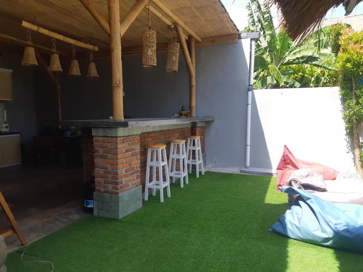 Dhm Surf Villa Kuta  Luaran gambar