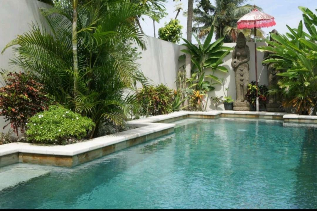 Dhm Surf Villa Kuta  Luaran gambar