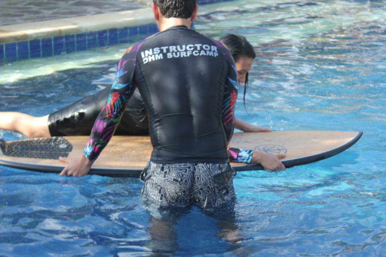 Dhm Surf Villa Kuta  Luaran gambar